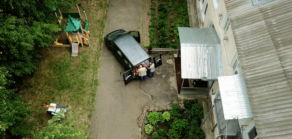 02.jpg