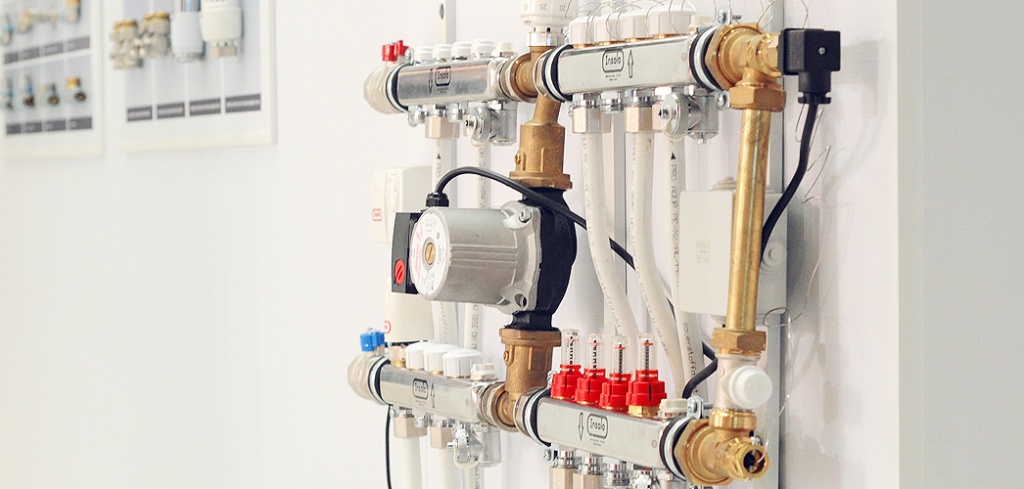 коллекторы Про Аква Aqua-Therm St. Petersburg 2016.jpg коллекторы Про Аква Aqua-Therm St. Petersburg 2016.jpg