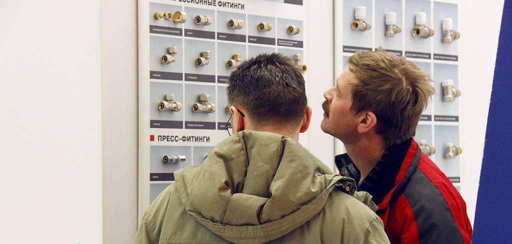 стенд компании Про Аква Aqua-Therm St. Petersburg 2016.jpg стенд компании Про Аква Aqua-Therm St. Petersburg 2016.jpg