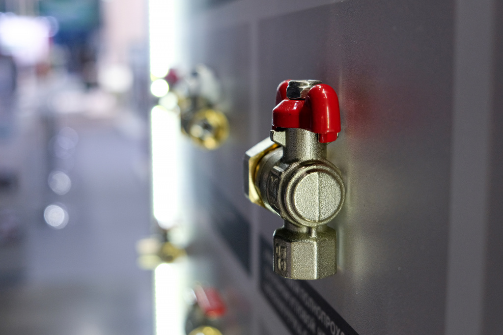 компания эго инжиниринг инженерное оборудование.JPG