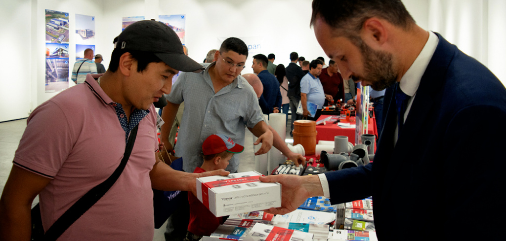 полипропилен трубы и фитинги Про Аква.jpg