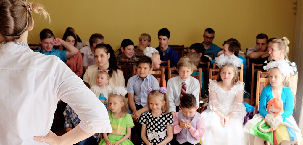 Центры содействия семейному устройству детей сирот. Детский интернат на заневке. Центр содействия семейному воспитанию. Виды сиротства схема. Кгку центр содействия семейному устройству г уссурийска.