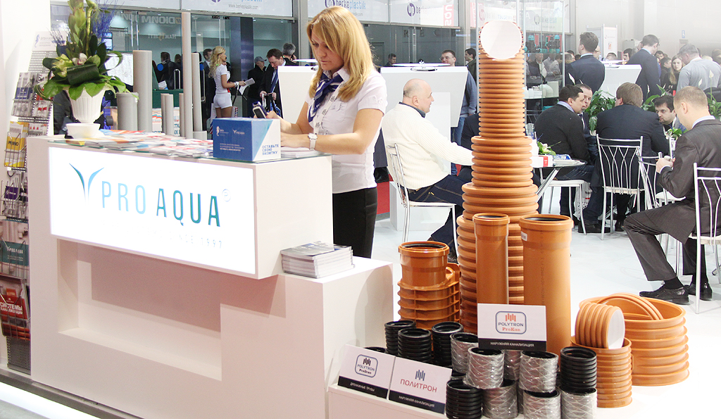 трубы наружной канализации Polytorn ProKan на выставке Аква-Терм Москва 2015.JPG